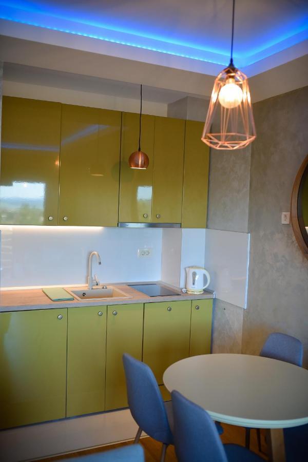 Mount Inn Obradovic Apartment *